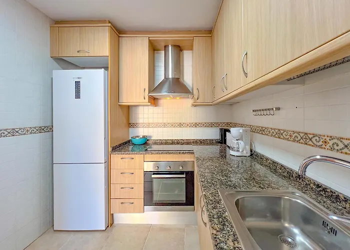 Apartment Vivalidays Montserrat - *